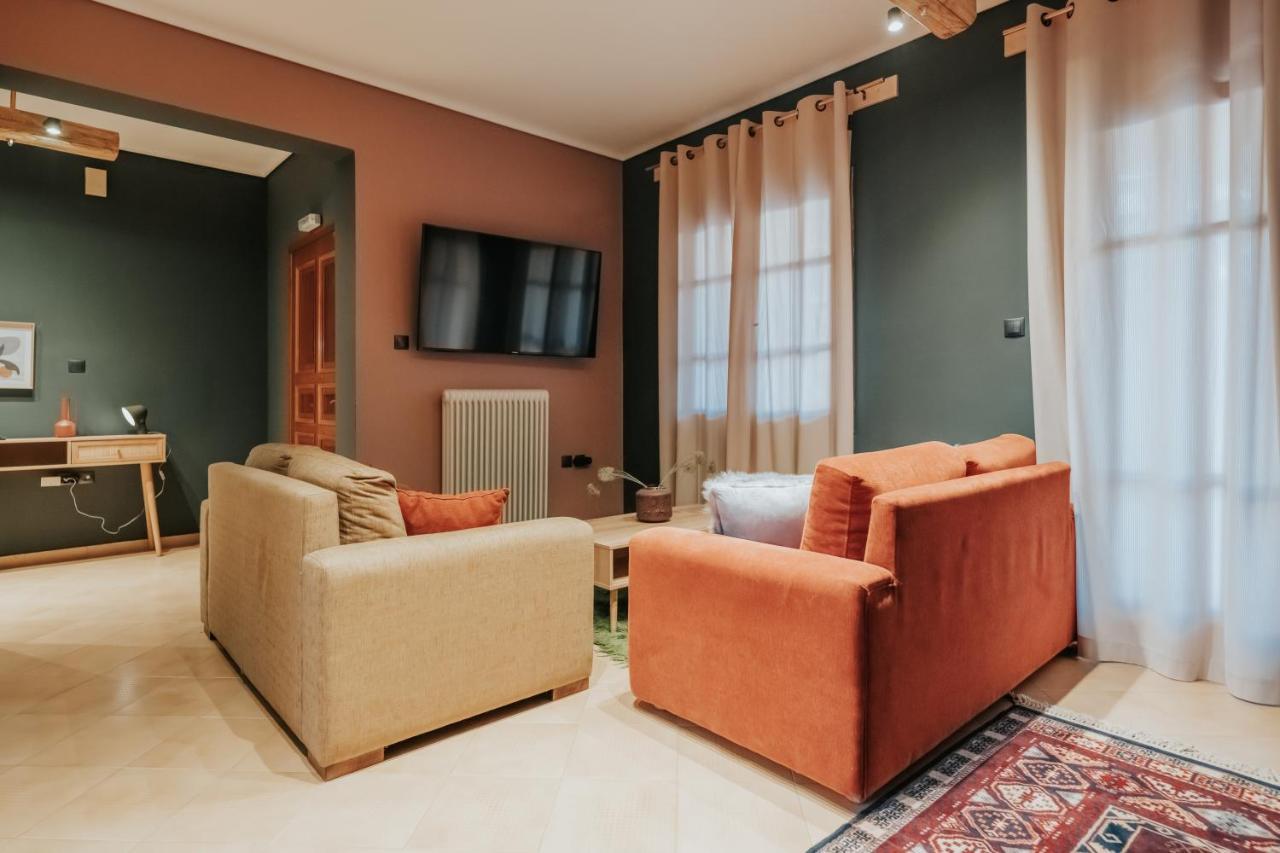 Kalavrita Krinides Apartment And Attics Luaran gambar
