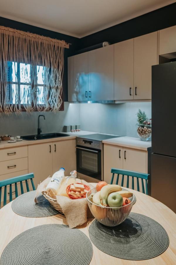 Kalavrita Krinides Apartment And Attics Luaran gambar