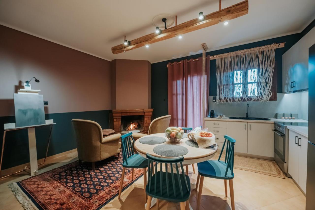 Kalavrita Krinides Apartment And Attics Luaran gambar