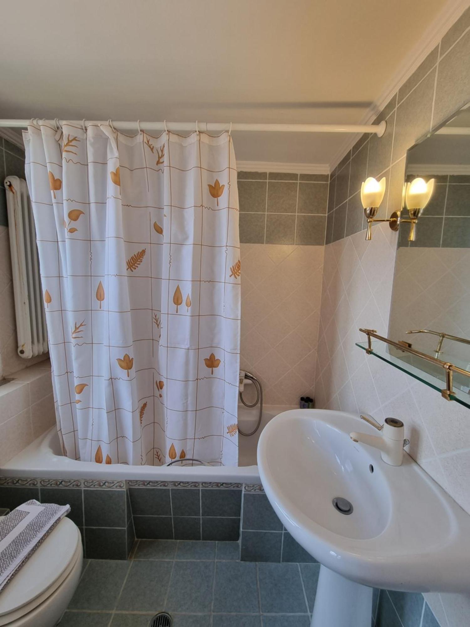 Kalavrita Krinides Apartment And Attics Luaran gambar